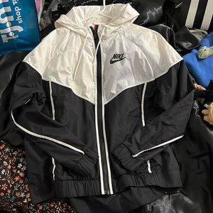 Nike Wind Breaker